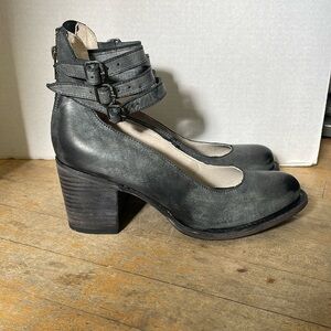 Freebird Black Strappy Heeled Shoes Randi sz 9
